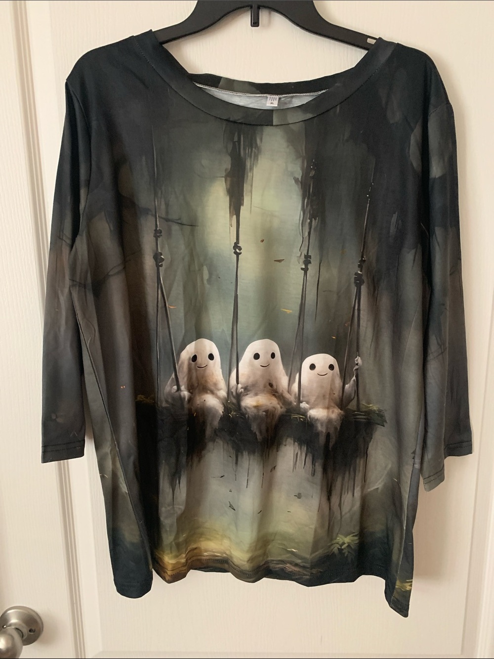 Women’s Black Long Sleeve Halloween Ghost Swing Graphic Top NWOT